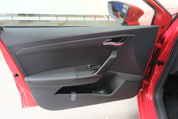 Seat Ibiza 1.0 TSI Style - N.A.P. Airco, Cruise, Virtueel display, Carplay.