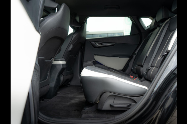 Kia Ev6 GT-Line Business Edition 84 kWh Speciale uitvoering | 21 inch GT velgen | Hifi upgrade met Subwoofer | Gele remklauwen | Stoel verwarming l Elektrische kofferklep | GT pakket | LED | Keyless | 20 inch LMV