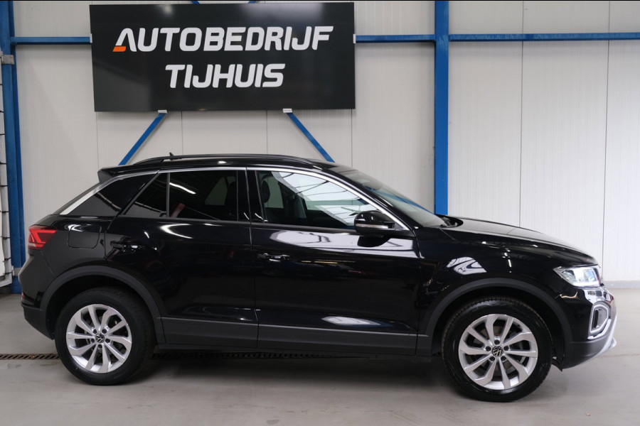 Volkswagen T-Roc 1.0 TSI Life Business - N.A.P. Airco, Cruise, Virtueel display, Carplay, Navi, PDC.