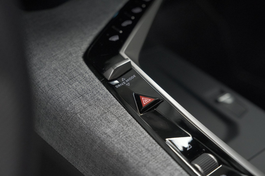 Peugeot 3008 Hybrid 145 e-DCS6 GT | Trekhaak Afneembaar | Allseason Banden | Camera | Adaptieve Cruise Control