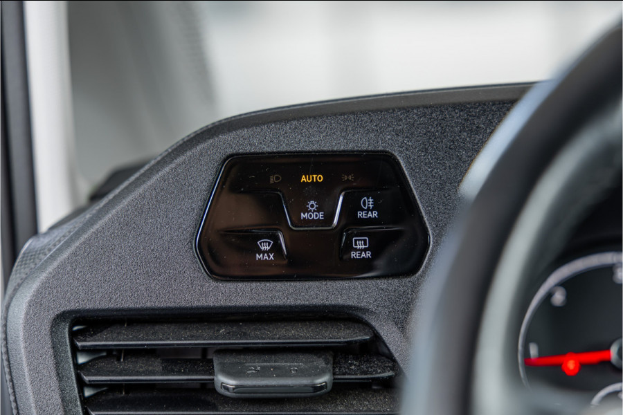 Volkswagen Caddy Cargo 2.0 TDI DSG | LED | CarPlay | Navigatie | Stoelverwarming | PDC | DAB | Automaat | Nieuwe APK