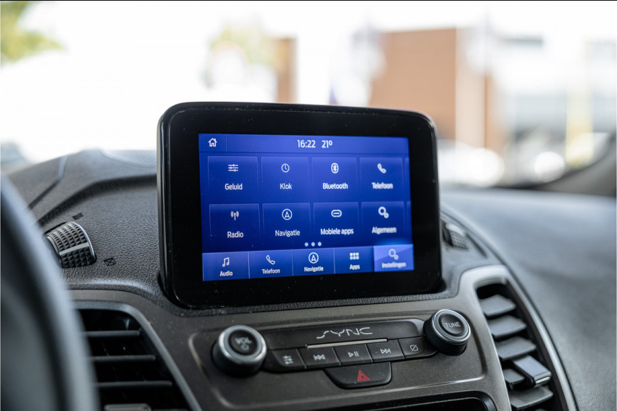 Ford Transit Connect 1.5 EcoBlue L2 | CarPlay | Camera | Cruise control | Navigatie | Stoelverwarming | Lane assist | DAB | Euro 6 | Nieuwe APK | Dealer onderhouden