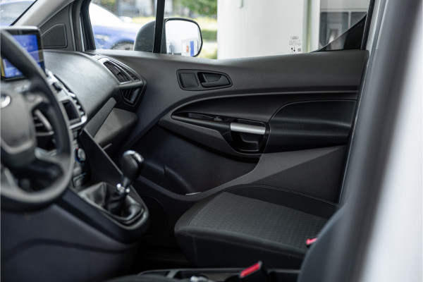 Ford Transit Connect 1.5 EcoBlue L2 | CarPlay | Camera | Cruise control | Navigatie | Stoelverwarming | Lane assist | DAB | Euro 6 | Nieuwe APK | Dealer onderhouden