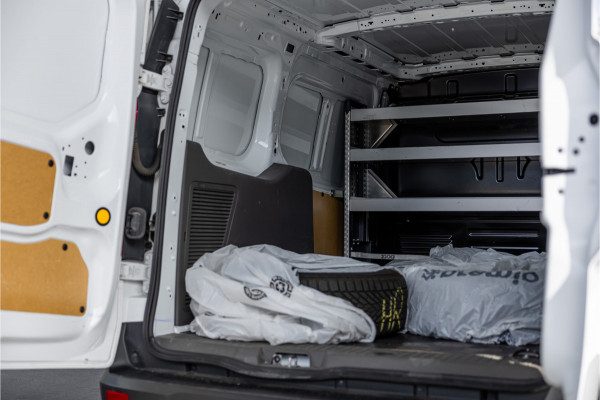 Ford Transit Connect 1.5 EcoBlue L2 | CarPlay | Camera | Cruise control | Navigatie | Stoelverwarming | Lane assist | DAB | Euro 6 | Nieuwe APK | Dealer onderhouden