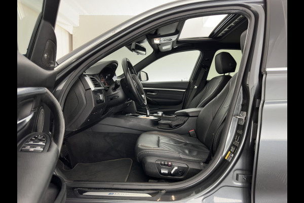 BMW 3-serie 330e High Executive Luxury-Line (Plug-in) (INCL-BTW) Aut. *PANO |  LEATHER | FULL-LED | MEMORY-PACK | HARMAN/KARDON-AUDIO | BLINDSPOT | KEYLESS | CAMERA | NAVI-FULLMAP | DAB | PRIVACY-GLASS | ECC | HEAD-UP | PDC | 18''ALU*
