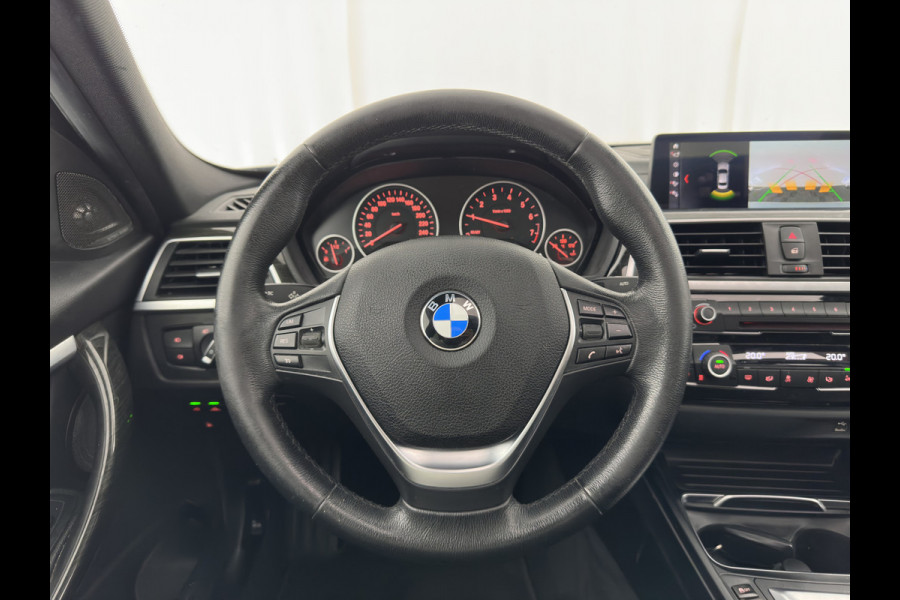 BMW 3-serie 330e High Executive Luxury-Line (Plug-in) (INCL-BTW) Aut. *PANO |  LEATHER | FULL-LED | MEMORY-PACK | HARMAN/KARDON-AUDIO | BLINDSPOT | KEYLESS | CAMERA | NAVI-FULLMAP | DAB | PRIVACY-GLASS | ECC | HEAD-UP | PDC | 18''ALU*