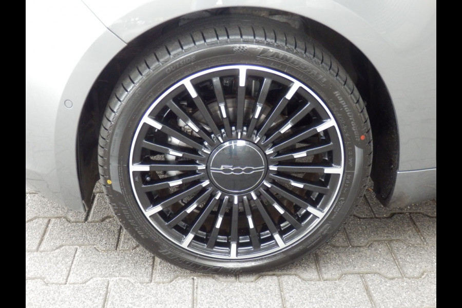 Fiat 500 La Prima 42 kWh