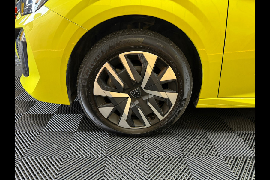 Peugeot 208 1.2 Hybrid 110 e-DCS6 Style