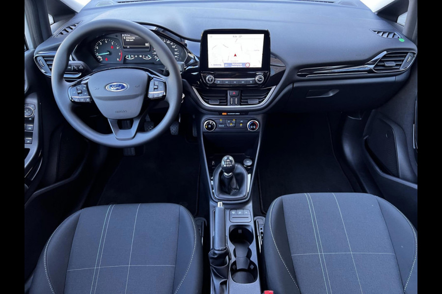 Ford Fiesta 1.0 / 95 PK / Apple Car-Play-Android / Navigatie / Cruise Control / Parkeersensoren / 1e Eigenaar / NED-Fiesta