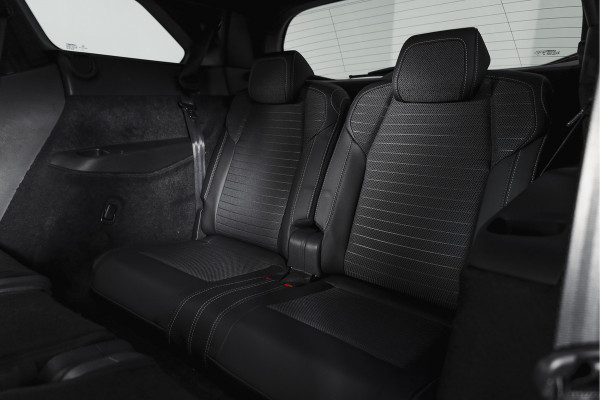 Peugeot 5008 1.2 Hybrid 145 GT 7-pers | Afn. Trekhaak | Dig. Cockpit | Adapt. Cruise | Stoel-+Stuurverw. | PDC | 360 Camera | NAV + App. Connect | ECC | Elek. Klep | LM 19" | 7548