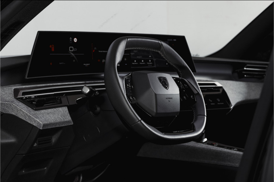 Peugeot 5008 1.2 Hybrid 145 GT 7-pers | Afn. Trekhaak | Dig. Cockpit | Adapt. Cruise | Stoel-+Stuurverw. | PDC | 360 Camera | NAV + App. Connect | ECC | Elek. Klep | LM 19" | 7548
