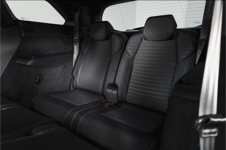 Peugeot 5008 1.2 Hybrid 145 GT 7-pers | Dig. Cockpit | Adapt. Cruise | Stoel-+Stuurverw. | PDC | 360 Camera | NAV + App. Connect | ECC | Elek. Klep | LM 19" | 7733