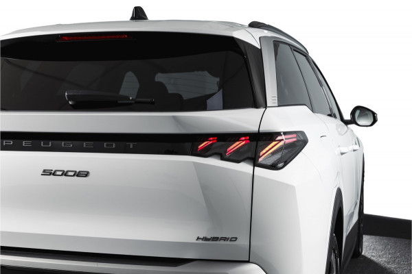 Peugeot 5008 1.2 Hybrid 145 GT 7-pers | Dig. Cockpit | Adapt. Cruise | Stoel-+Stuurverw. | PDC | 360 Camera | NAV + App. Connect | ECC | Elek. Klep | LM 19" | 7733