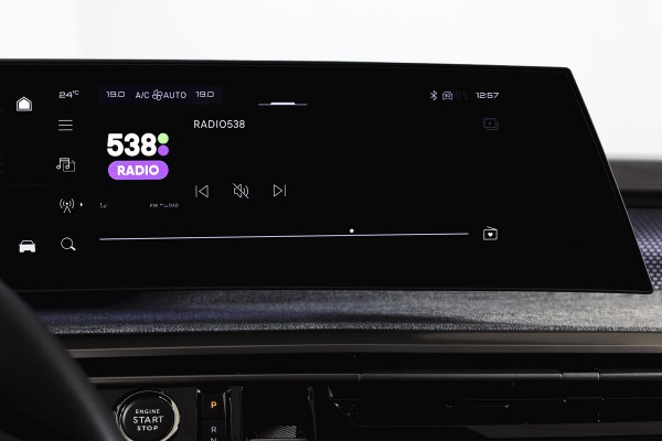 Peugeot 5008 1.2 Hybrid 145 GT 7-pers | Dig. Cockpit | Adapt. Cruise | Stoel-+Stuurverw. | PDC | 360 Camera | NAV + App. Connect | ECC | Elek. Klep | LM 19" | 7733