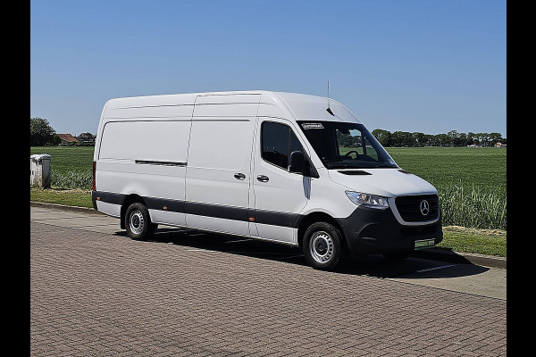 Mercedes-Benz Sprinter 317 1.9 CDI L3H2 RWD Cruise control, Airco, Pdc, Navi, Camera, Mbux7, Euro6, Automaat, 170Pk, Trekhaak