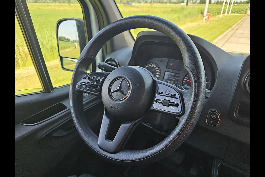 Mercedes-Benz Sprinter 317 1.9 CDI L3H2 RWD Cruise control, Airco, Pdc, Navi, Camera, Mbux7, Euro6, Automaat, 170Pk, Trekhaak