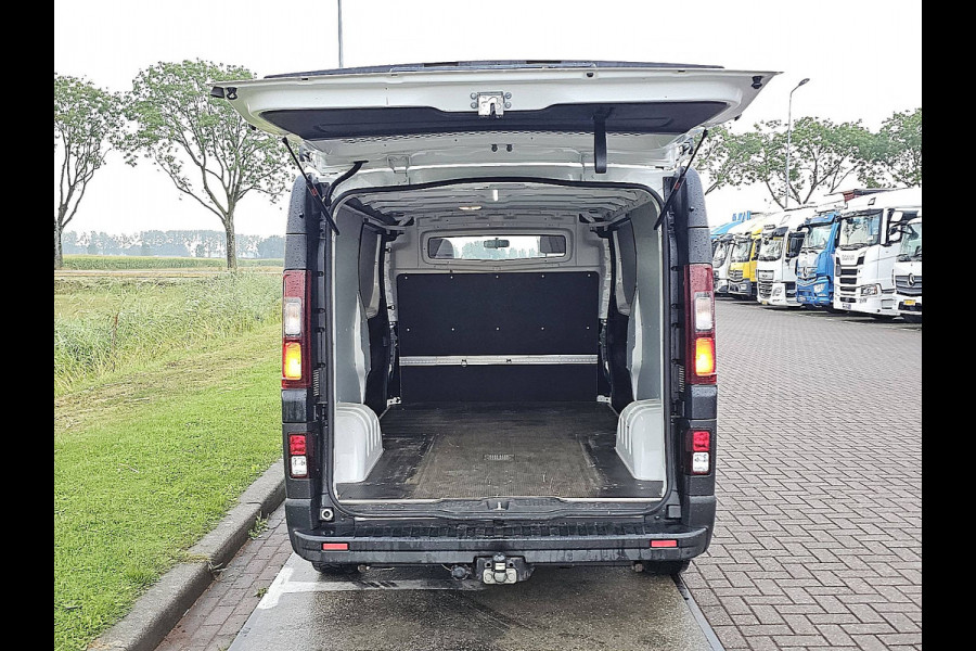 Renault Trafic 2.0 dCi 120 T29 L2H1 Comfort Cruise control, Airco, Pdc, Navi, 2x zijdeur, Imperiaal, Trekhaak