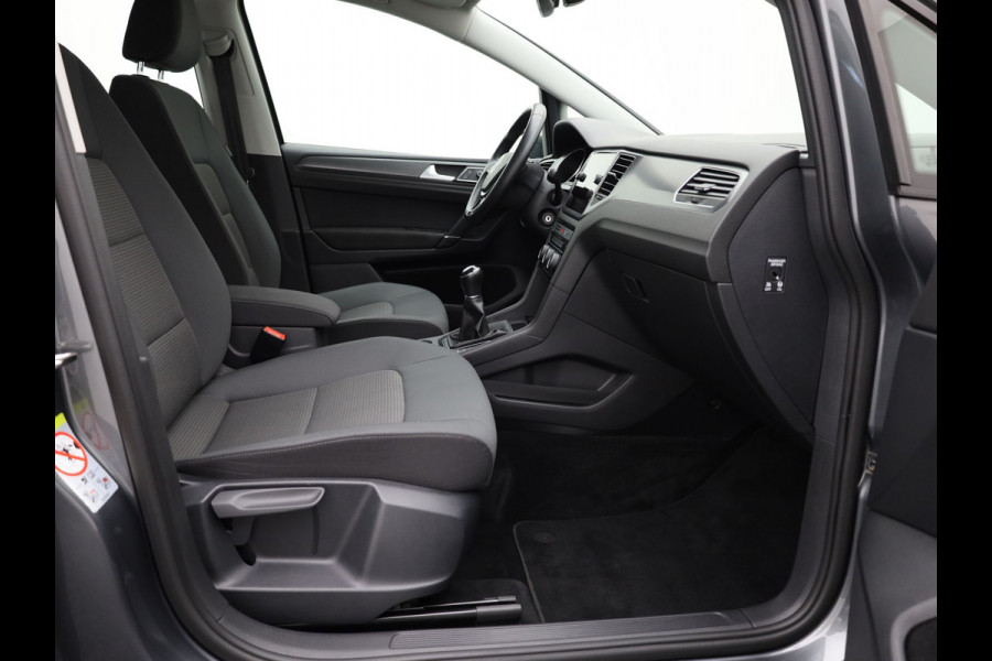 Volkswagen Golf Sportsvan 1.0 TSI | Trekhaak | Apple Carplay/ Android | Camera | Adap. Cr. | Prijs Rijklaar!!