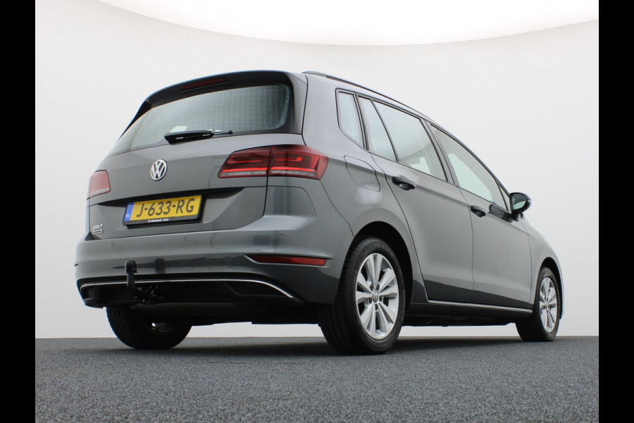 Volkswagen Golf Sportsvan 1.0 TSI | Trekhaak | Apple Carplay/ Android | Camera | Adap. Cr. | Prijs Rijklaar!!