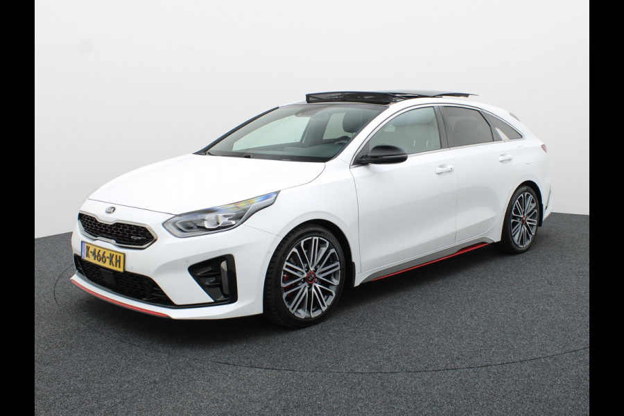 Kia ProCeed 1.6 T-GDI GT | Pano | Trekhaak afn. | Apple Carplay / Android | Memory Seats | Camera | Prijs Rijklaar!!