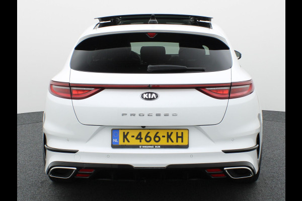 Kia ProCeed 1.6 T-GDI GT | Pano | Trekhaak afn. | Apple Carplay / Android | Memory Seats | Camera | Prijs Rijklaar!!