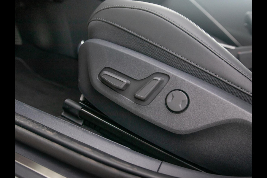 Kia Niro 1.6 GDi Hybrid ExecutiveLine | Navi | Clima | Adapt. Cruise | 18" | Leder | Schuif/Kanteldak | Premium Audio | Apple Carplay | Camera | HUD | Stoel&Stuur Verw.