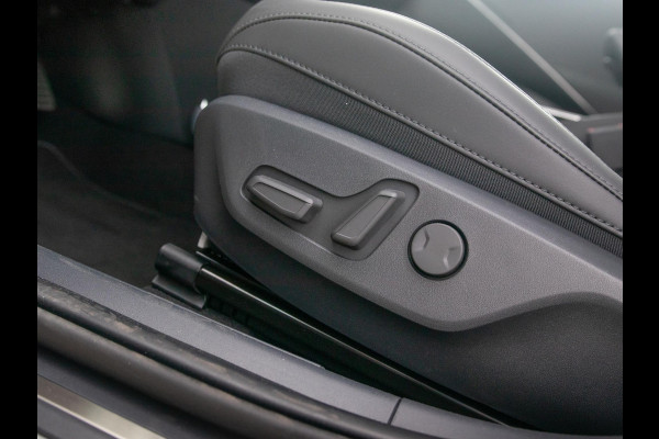 Kia Niro 1.6 GDi Hybrid ExecutiveLine | Navi | Clima | Adapt. Cruise | 18" | Leder | Schuif/Kanteldak | Premium Audio | Apple Carplay | Camera | HUD | Stoel&Stuur Verw.
