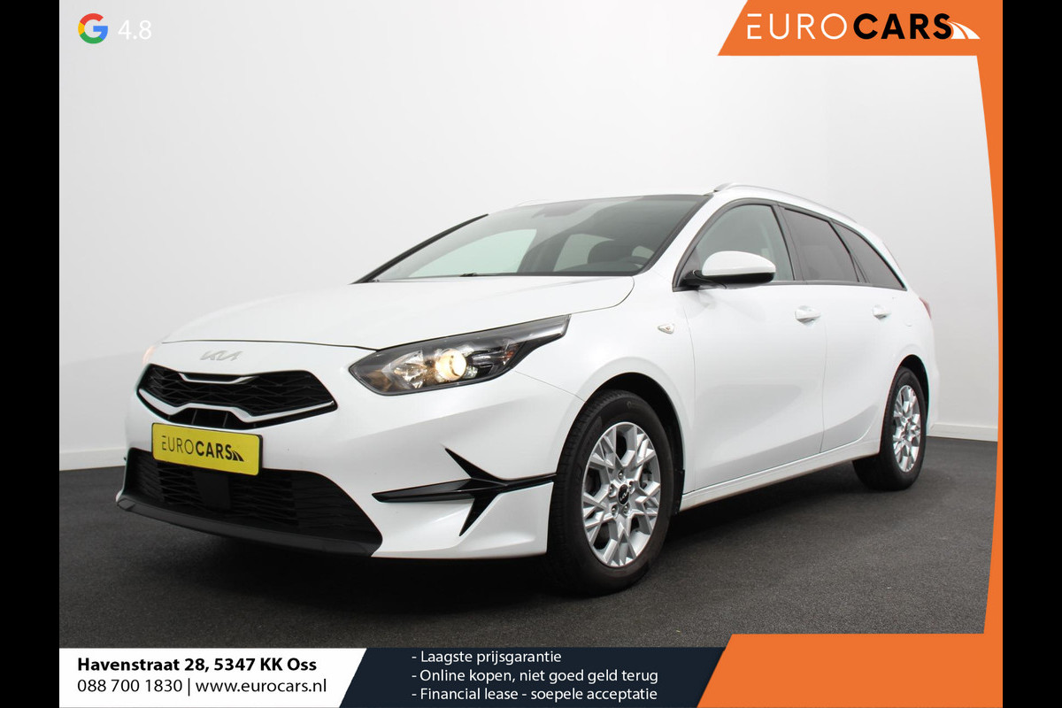 Kia Ceed Sportswagon 1.5 T-GDi 160pk Automaat DynamicLine Climate control Adaptieve cruise control Stuurverwarming Stoelverwarming Navigatie Apple Carplay/ Android Auto Lichtmetalen velgen Achteruitrijcamera