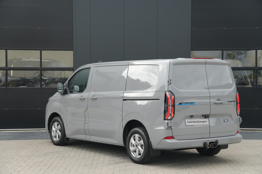 Ford E-Transit Custom 320 L1H1 Limited 71 kWh 218pk - 2x Schuifdeur - Trekhaak - ProPower - Camera - Carplay - Rijklaar