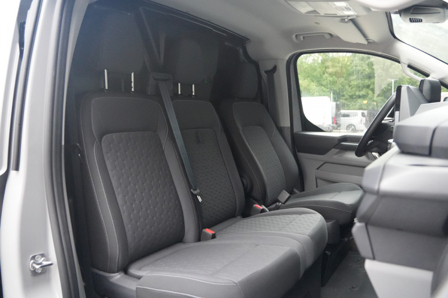 Ford E-Transit Custom 320 L1H1 Limited 71 kWh 218pk - 2x Schuifdeur - Trekhaak - ProPower - Camera - Carplay - Rijklaar