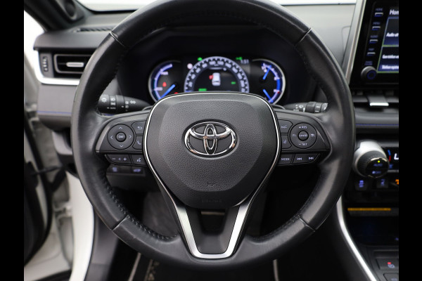 Toyota RAV4 2.5 Hybrid Bi-Tone | NL Auto | Panodak | Elek. Stoelen | 360 Camera | Apple Carplay/ Android | Bi-Tone | Prijs Rijklaar !!