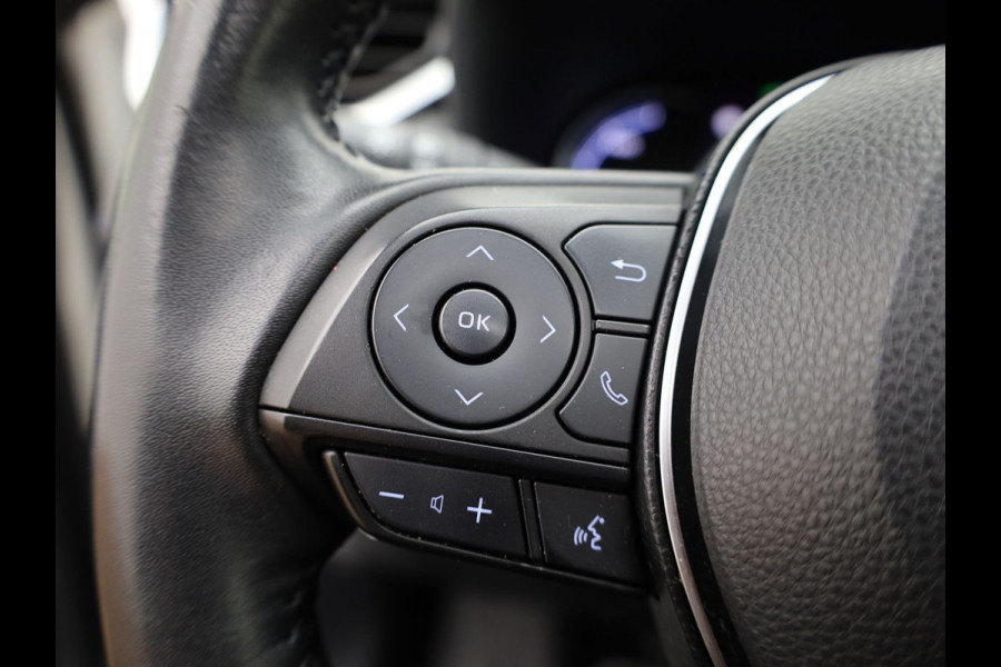 Toyota RAV4 2.5 Hybrid Bi-Tone | NL Auto | Panodak | Elek. Stoelen | 360 Camera | Apple Carplay/ Android | Bi-Tone | Prijs Rijklaar !!