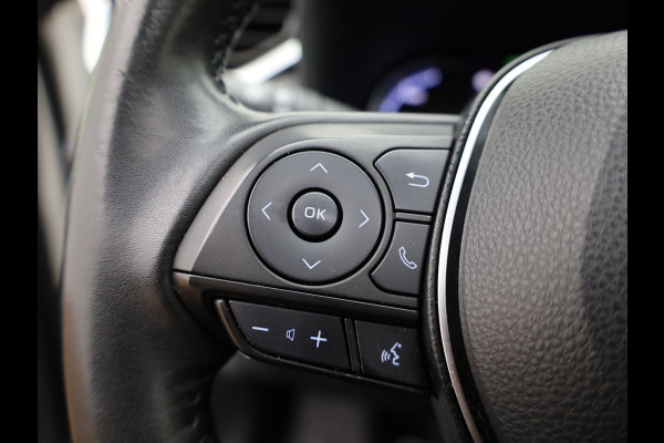 Toyota RAV4 2.5 Hybrid Bi-Tone | NL Auto | Panodak | Elek. Stoelen | 360 Camera | Apple Carplay/ Android | Bi-Tone | Prijs Rijklaar !!