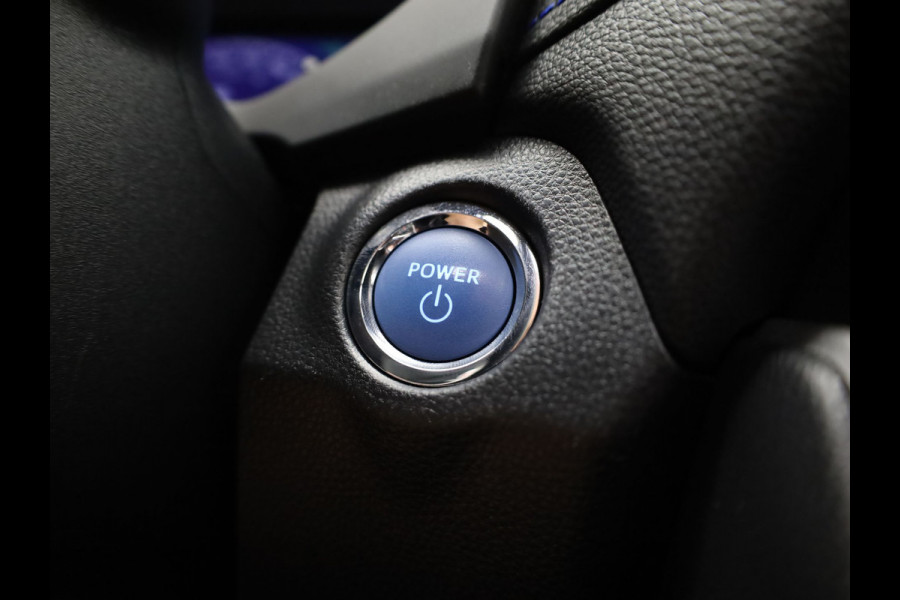 Toyota RAV4 2.5 Hybrid Bi-Tone | NL Auto | Panodak | Elek. Stoelen | 360 Camera | Apple Carplay/ Android | Bi-Tone | Prijs Rijklaar !!