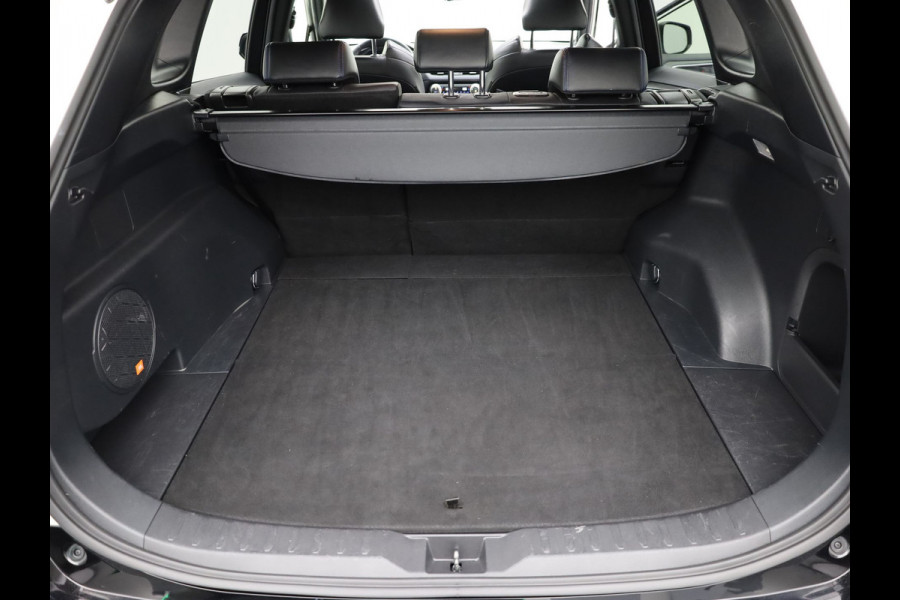 Toyota RAV4 2.5 Hybrid Bi-Tone | NL Auto | Panodak | Elek. Stoelen | 360 Camera | Apple Carplay/ Android | Bi-Tone | Prijs Rijklaar !!
