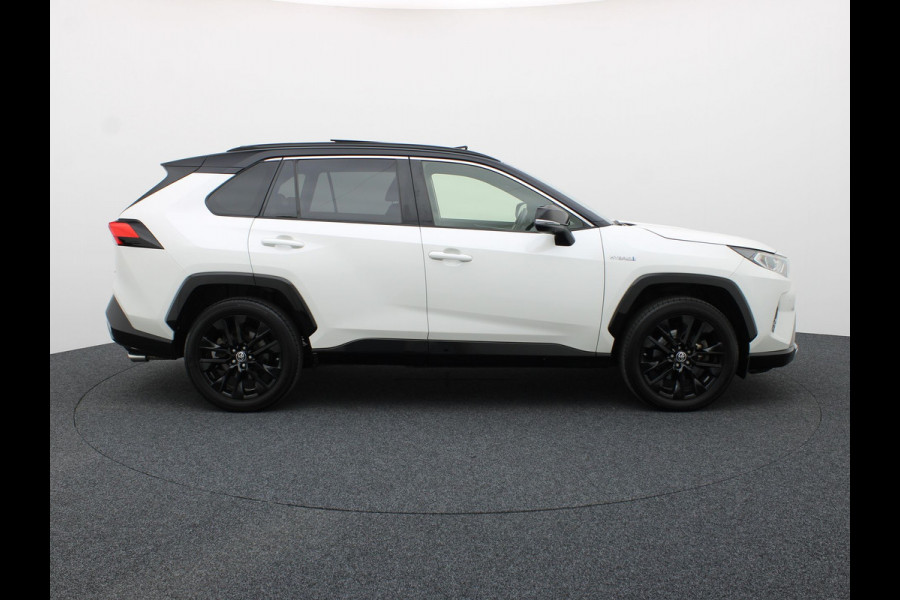 Toyota RAV4 2.5 Hybrid Bi-Tone | NL Auto | Panodak | Elek. Stoelen | 360 Camera | Apple Carplay/ Android | Bi-Tone | Prijs Rijklaar !!