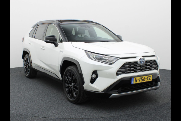 Toyota RAV4 2.5 Hybrid Bi-Tone | NL Auto | Panodak | Elek. Stoelen | 360 Camera | Apple Carplay/ Android | Bi-Tone | Prijs Rijklaar !!