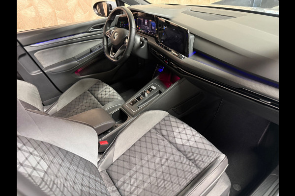 Volkswagen Golf 1.5 eTSI R-Line Edition | Pano | Keyless | Carplay | Sfeerverlichting | Stoel/Stuurverwarming | HUD