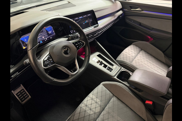 Volkswagen Golf 1.5 eTSI R-Line Edition | Pano | Keyless | Carplay | Sfeerverlichting | Stoel/Stuurverwarming | HUD