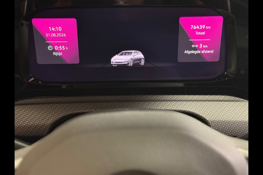 Volkswagen Golf 1.5 eTSI R-Line Edition | Pano | Keyless | Carplay | Sfeerverlichting | Stoel/Stuurverwarming | HUD