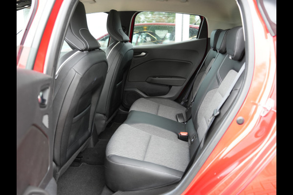 Renault Clio 1.0 TCe Intens | Keyless | Climate Control | LED Verlichting | Android/Apple Carplay | DAB |
