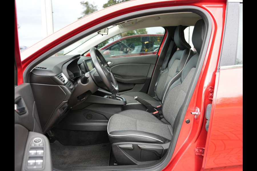 Renault Clio 1.0 TCe Intens | Keyless | Climate Control | LED Verlichting | Android/Apple Carplay | DAB |