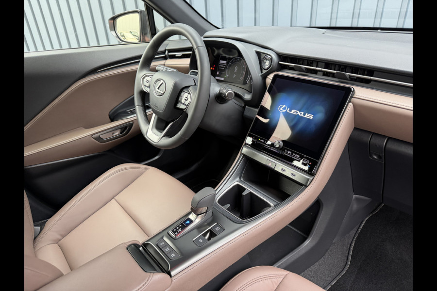 Lexus LBX 1.5 Elegant 2WD | Super combinatie: Sonic Copper/Dark Forest Leer | 10 jr GARANTIE | Rijklaar!!