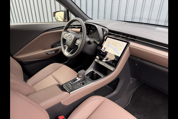 Lexus LBX 1.5 Elegant 2WD | Super combinatie: Sonic Copper/Dark Forest Leer | 10 jr GARANTIE | Rijklaar!!