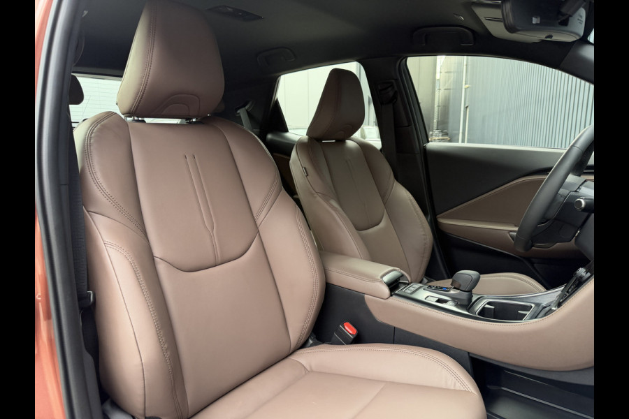 Lexus LBX 1.5 Elegant 2WD | Super combinatie: Sonic Copper/Dark Forest Leer | 10 jr GARANTIE | Rijklaar!!