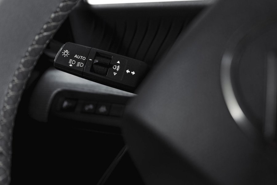 Citroën C3 Aircross 1.2 Hybrid 145pk Max 7-pers | Dig. Cockpit | Cruise | PDC | Camera | NAV + App. Connect | ECC | LM 17" | 8646
