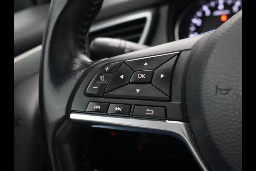 Nissan QASHQAI 1.2 N-CONNECTA + TREKHAAK | 18 INCH | PANORAMA | 360 CAMERA