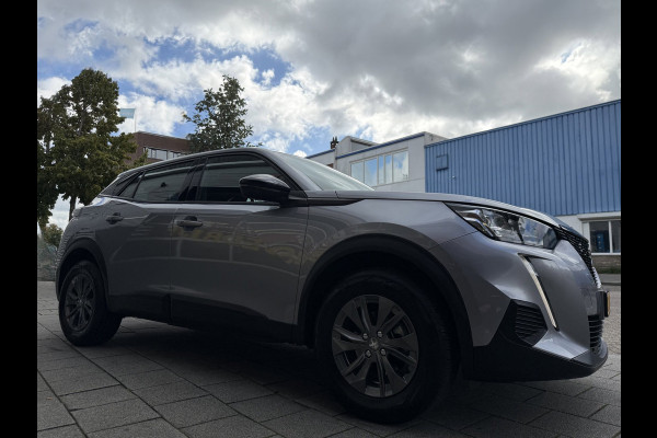Peugeot 2008 1.2 PureTech Active Pack 23.000 KM - Apple CarPlay / Navigatie I Airco I LED I Sport velgen I Dealer onderhouden