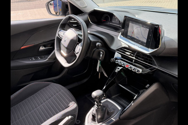 Peugeot 2008 1.2 PureTech Active Pack 23.000 KM - Apple CarPlay / Navigatie I Airco I LED I Sport velgen I Dealer onderhouden