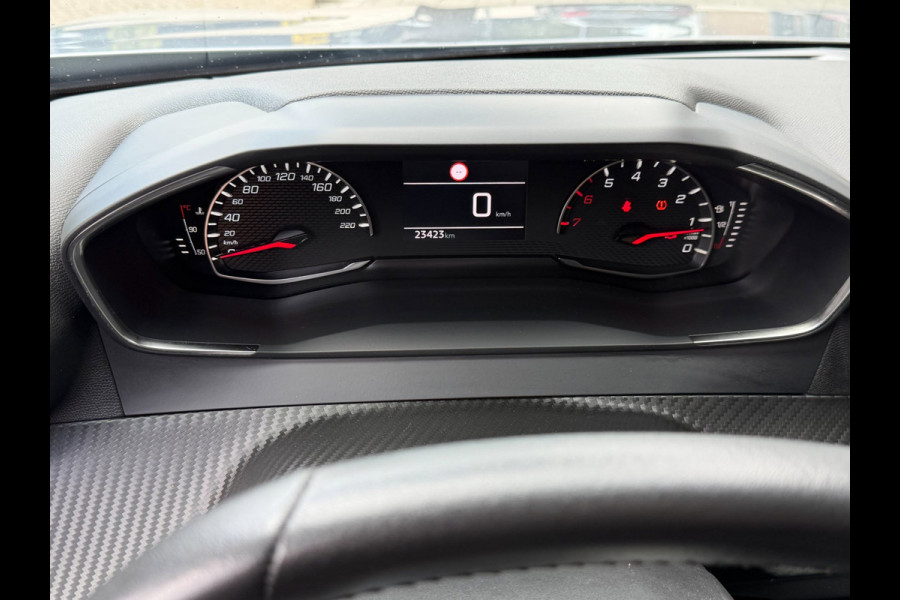 Peugeot 2008 1.2 PureTech Active Pack 23.000 KM - Apple CarPlay / Navigatie I Airco I LED I Sport velgen I Dealer onderhouden